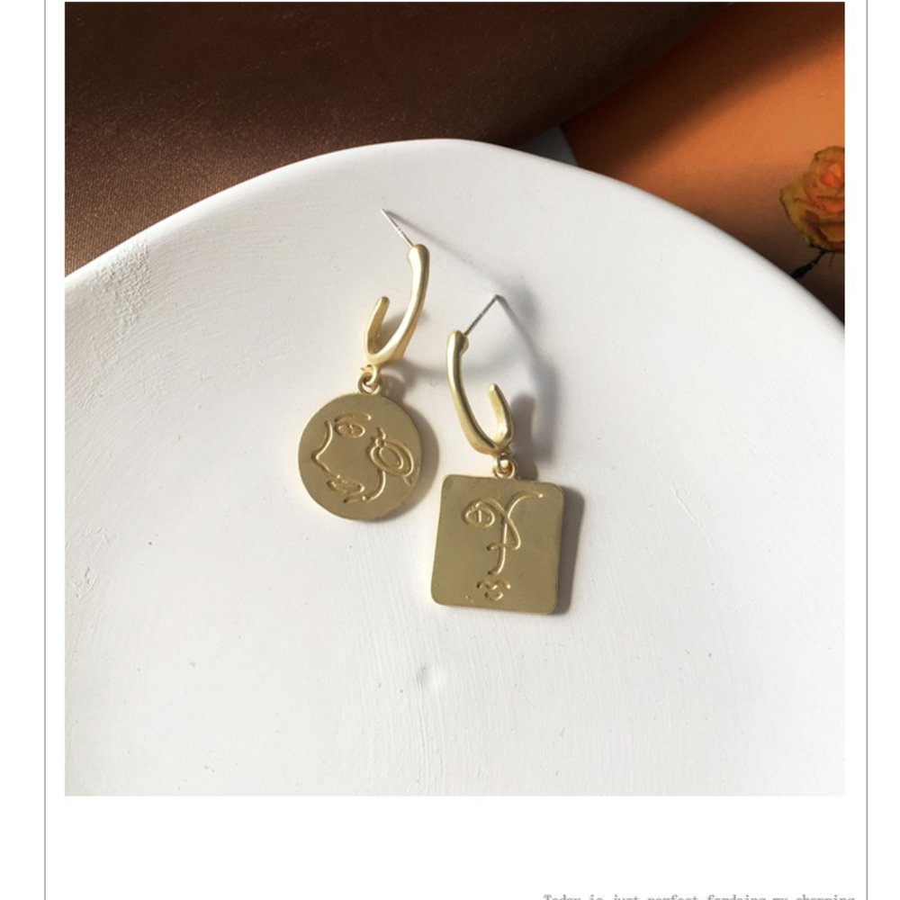 💙Art Face Charm Earrings - Picture 3 of 8